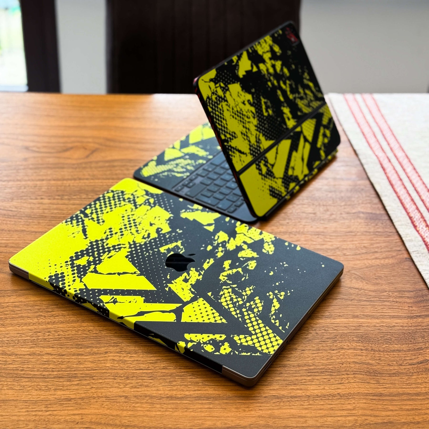 iPad 10.9” (10th Gen, 2022) Grungetrace Skin, Wrap – Qskinz™