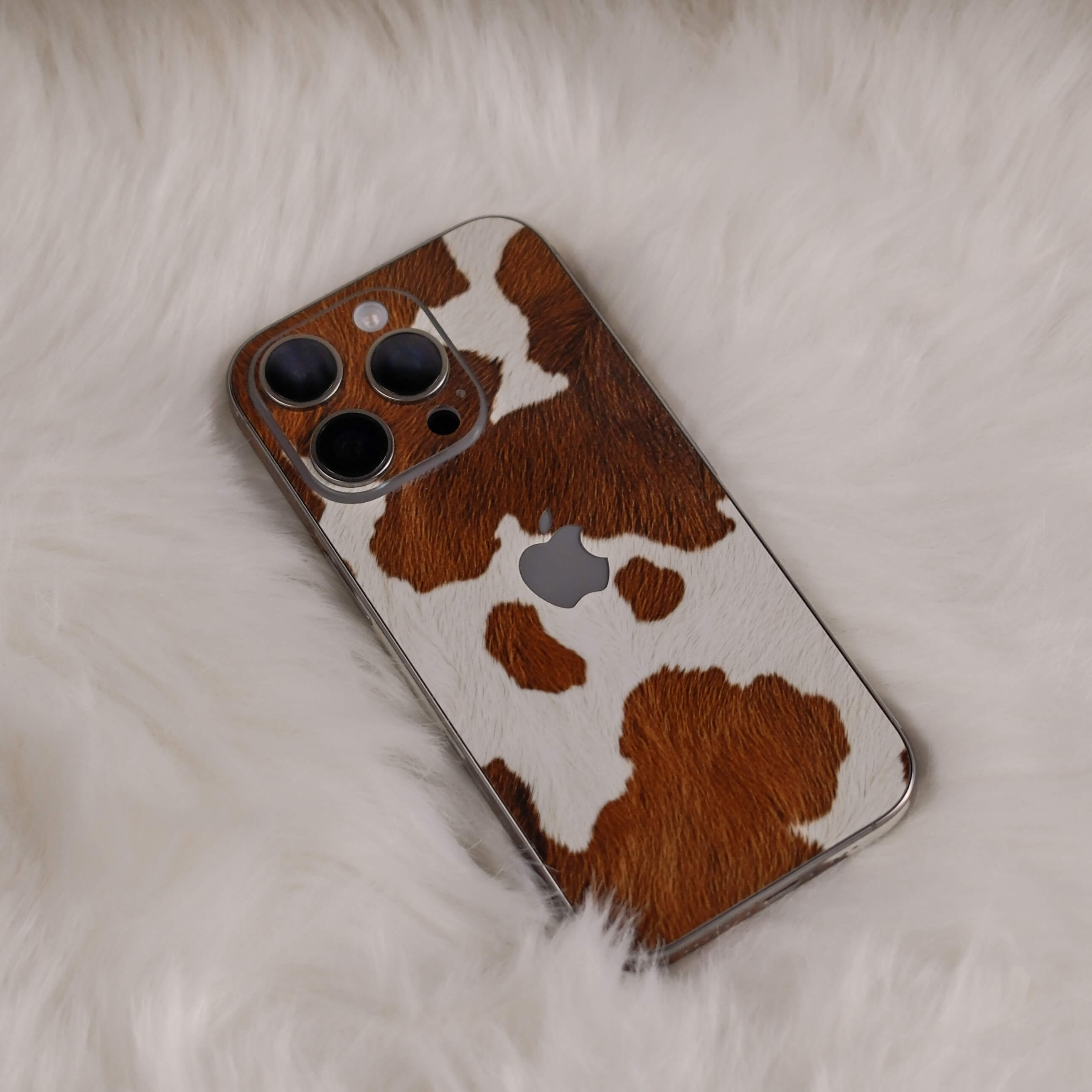 iPad mini 7 (A17 Pro) MOO Skin, Wrap – Qskinz™