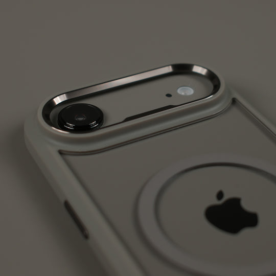 iPhone Air Qcaze DUO MystiQ Grey Skin and Case Set Close Up Side