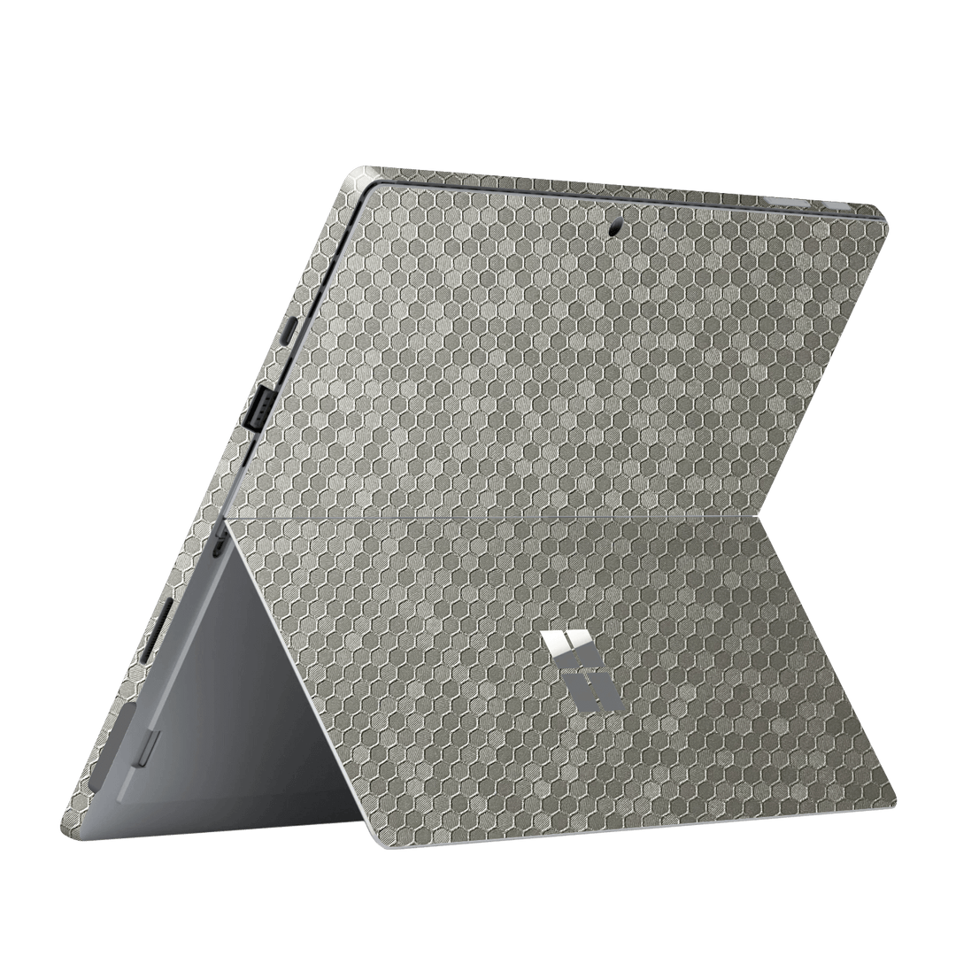 Microsoft Surface Pro 7 SILVER HONEYCOMB Skin, Wrap – Qskinz™ Microsoft Surface Pro 7 SILVER HONEYCOMB Skin, Wrap – Qskinz™